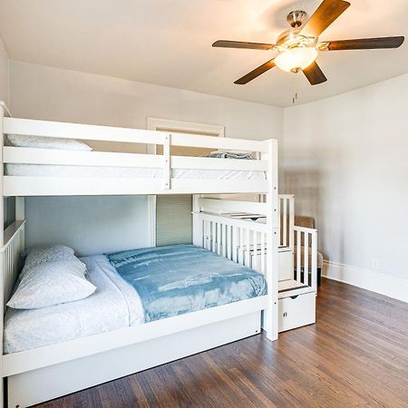 Bright Woodland Apartment Walk To Main Street Luaran gambar